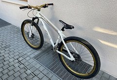 Spank PUFF - Bling Bling Dirtjump / Pumptrack / 4Cross Profi Rad