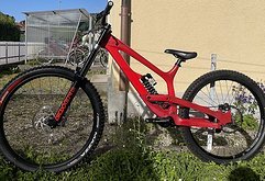 YT Industries Tues