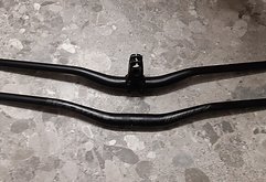 Race Face Turbine  Lenker und ein anderer Lenker