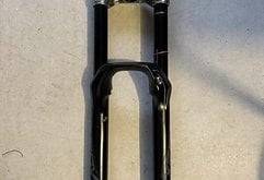 RockShox Boxxer Charger RC2 DH Doppelbrückenfedergabel 29 Zoll