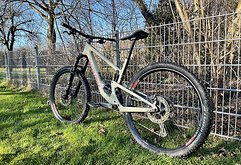Santa Cruz Bicycles Hightower
