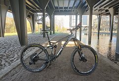 Trek Slash