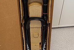 RockShox 29" LYRIK Ultimate Charger 2 RC2 DebonAir 180 mm
