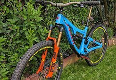 Pivot Cycles Switchblade von Bernhard Kerr (Vollausstattung)