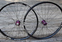 Panchowheels (new) Vibe 29" purple custom enduro handbuildt wheelset, NEU!!