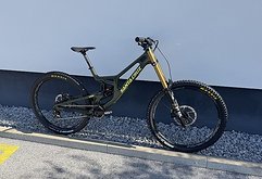 Santa Cruz Bicycles V10 X01