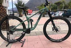 Cube Stereo 170 Race M