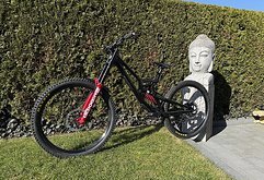 Santa Cruz Bicycles V10.8