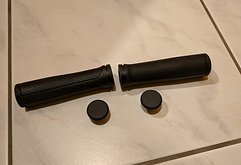 Raleigh Griffe MTB schwarz NEU Push on ergonomisch