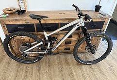 Raaw Madonna V2 Größe L EXT MT 7 Bikeyoke