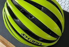 Giro Cinder MIPS - highlight yellow / S 51-55 - Zu Verschenken
