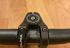 Ride Alpha Vorbau (40mm) + Lenker (Breite 780mm / Rise 27mm)