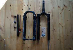 RockShox Lyrik D1 Base 27,5 (650B) 150mm Defekt