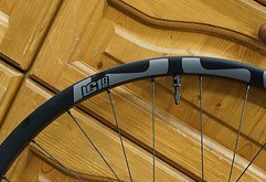 E*Thirteen LG1 Race Vorderrad – 29" – Carbon – Boost – NEU