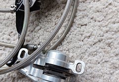 Hope Bremsen Set  " Kellerfund" An Bastler Abzugeben. Tech EVO V2 Bremsen - vorne und hinten - 203 mm Rotoren - Stahlflexschläuche