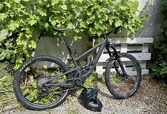 Santa Cruz Bicycles Megatower V1 CC LARGE Custom Build