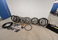 Mavic Deemax, Shimano. T, SAINT, Speichen etc. Konvolut
