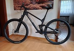 Radon Bikes Skeen Trail Carbon Fully 18" Fast wie neu!