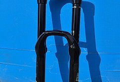 RockShox Lyrik Ultimate RC2 180mm