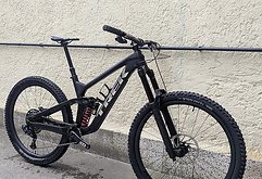 Trek Slash 9.8 GX, "M/L", viele NEUTEILE, NUR eine Saison gefahren