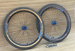 DT Swiss FR 570 Laufradsatz 27,5 142x12 110x20 Downhill Freeride 12x142 20x110