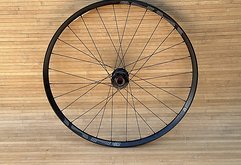 E*Thirteen TRS 29 110x15 Vorderrad Boost Neuwertig