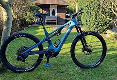 Canyon Spectral:ON CF 9 neuer Akku 900 Wh Größe M 08/2022