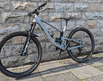 Foto von Santa Cruz Bicycles Hightower V2, XL