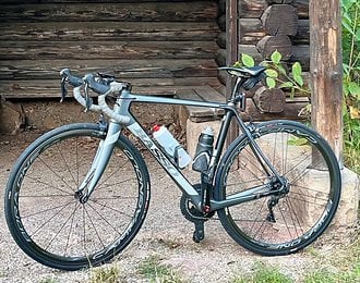 Foto von Basso Astra Carbon