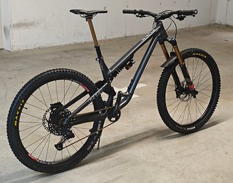 Foto von Commençal Commencal Meta AM 29 V4 L, Fox Factory, Industry Nine, Shimano XT