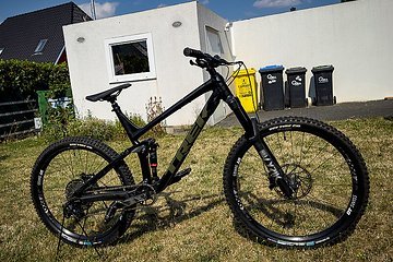 Trek remedy 8 enduro hot sale