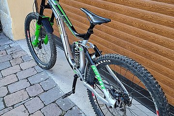 Giant Glory 2019 L 27 5 Bikemarkt.MTB News.de