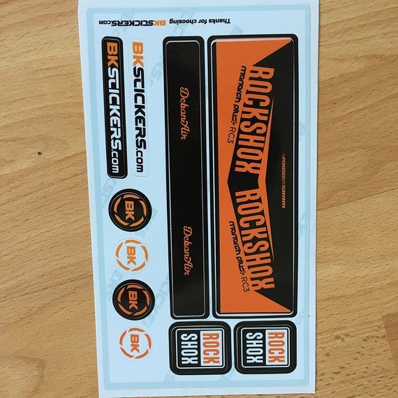 Rock Shox Aufkleber Orange rock shox monarch rc3 debon air aufkleber set orange bk Rock Shox Aufkleber Orange rock shox monarch rc3 debon air aufkleber set orange bk